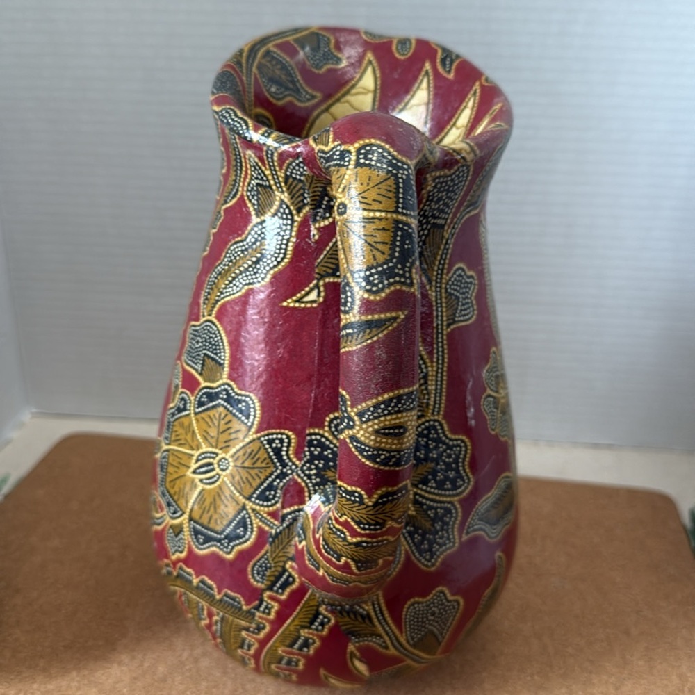 🛑SOLD🛑 Unique  Jug with good size, weight & eye 👁️ appeal. - Picture 7 of 7